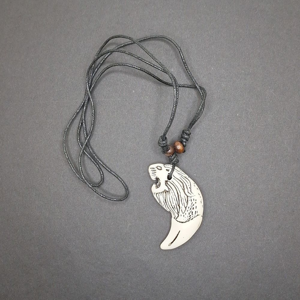 Viking Lion head tooth pendant adjustable necklace